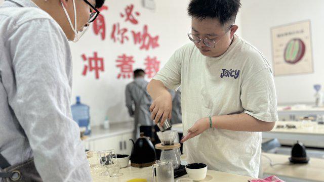 ：春花茶咖活动奏响春日乐章pg电子试玩平台云南保山(图6)