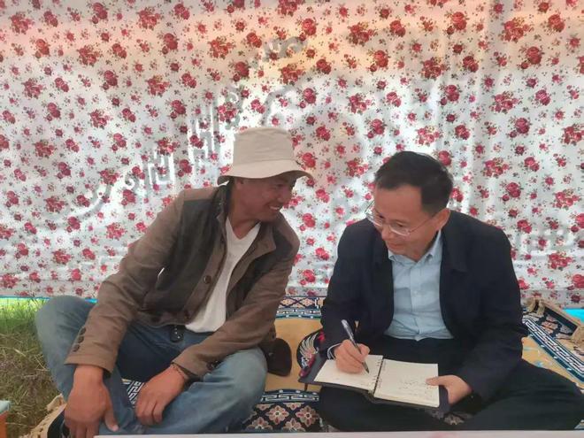 背后神秘推手竟是沪上援青力量 山海共春明⑧pg模拟器试玩90后藏族姑娘在雪山卖咖啡！(图2)